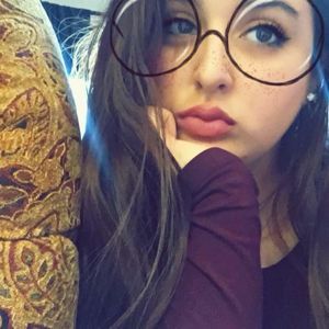 Meet your Posher, Christiana